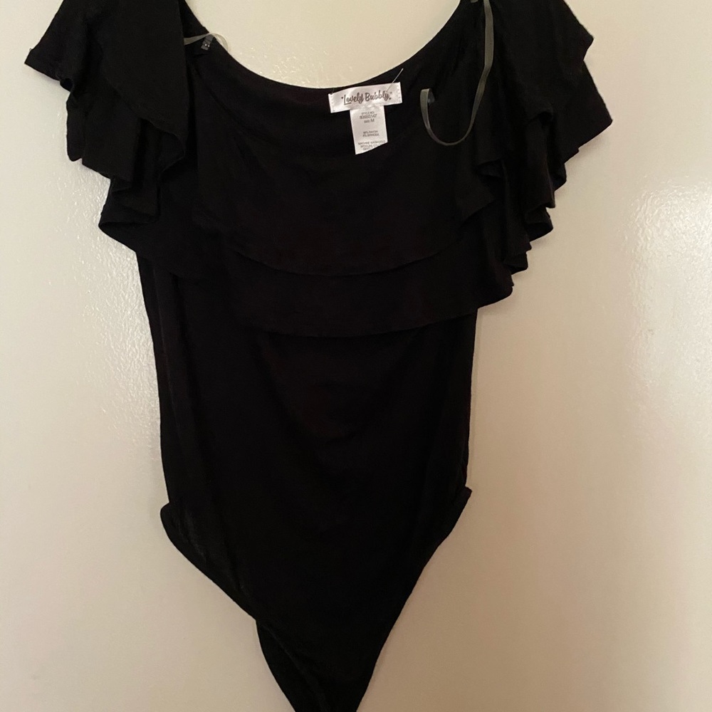 Black shirt